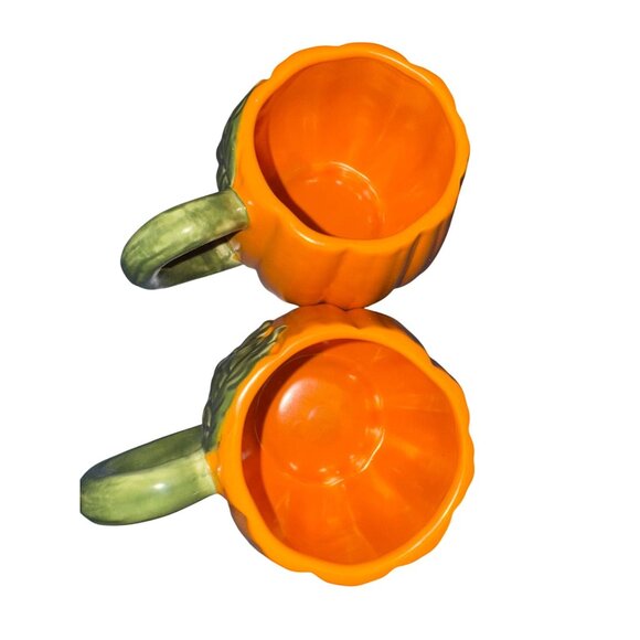 Set Of 2 Pumpkin-Shaped Ceramic Coffee Mugs With Green Leaf Handles - Picture 2 of 7